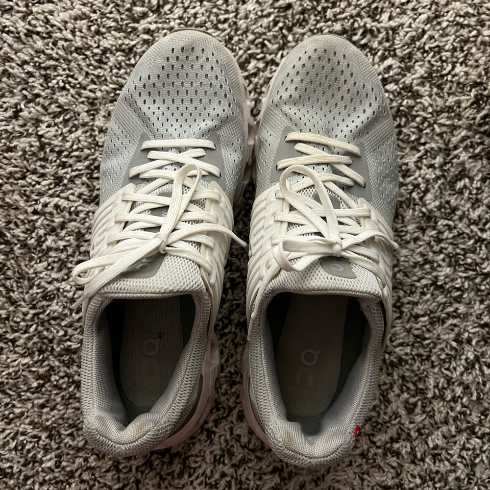 On Cloud CloudSwift 3 Women’s (10) White Frost Running Athletic Shoe